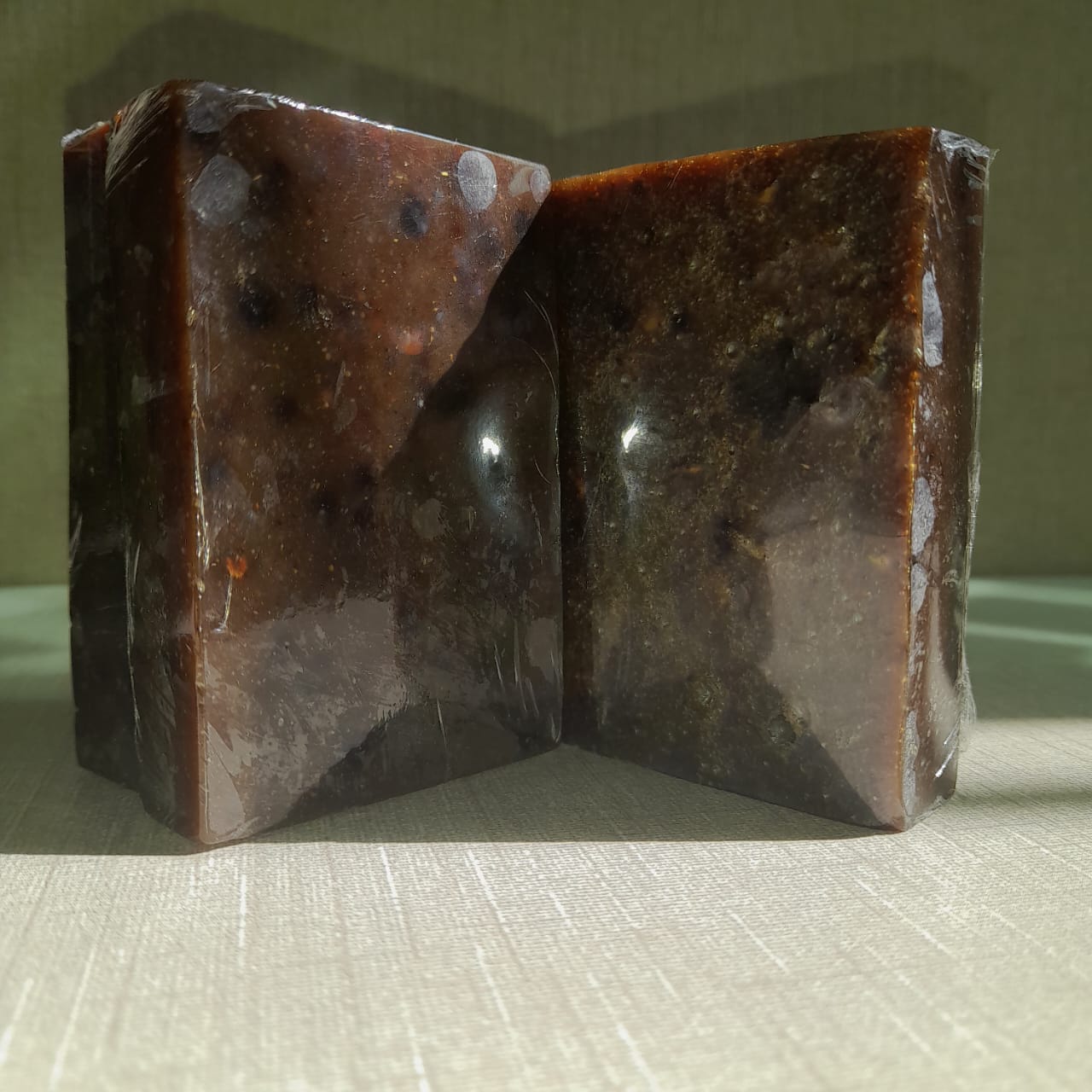 Glow Naturally: Whitening Soap for Radiant, Even-Toned Skin